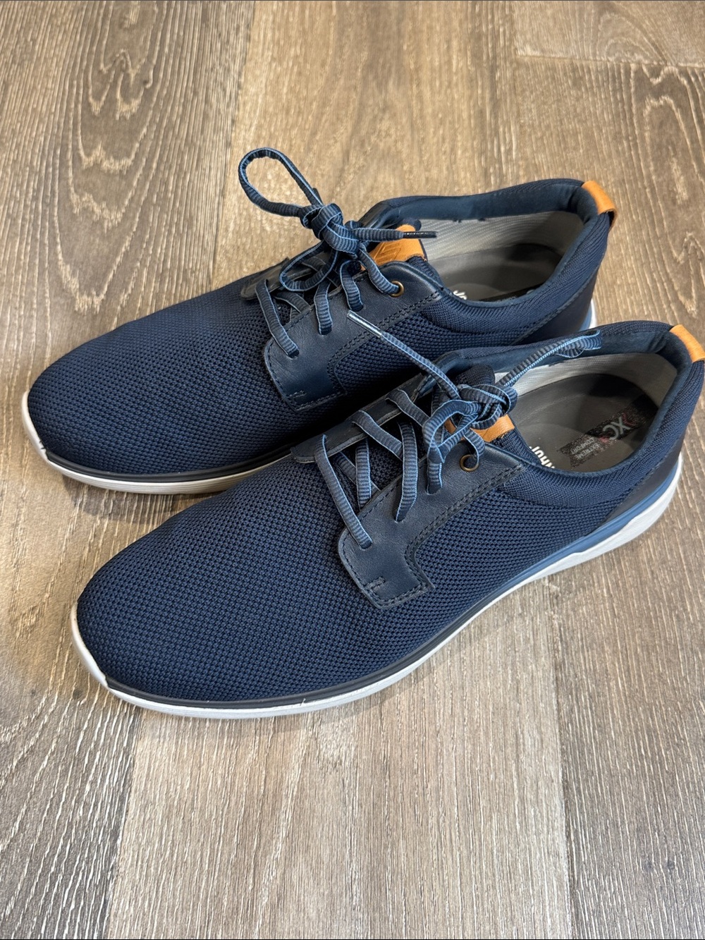 Johnston & Murphy XC4 Prentiss 2 Knit Plain Toe sneakers in Navy  Size 11